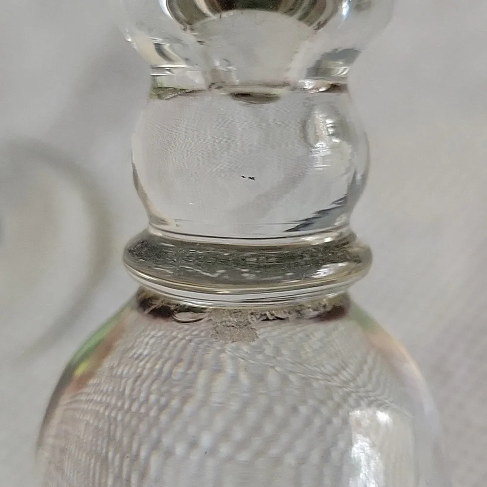 Beautiful vintage heavy glass candlesticks 10